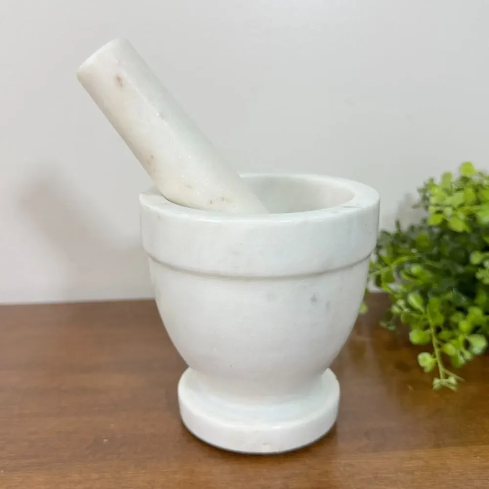 White Marble Mortar and Pestle 4.25